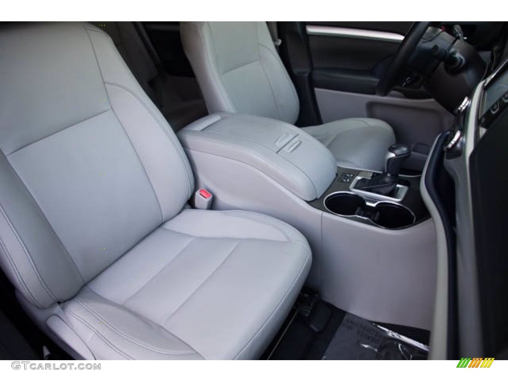2015 Highlander XLE - Nautical Blue Metallic / Ash photo #24