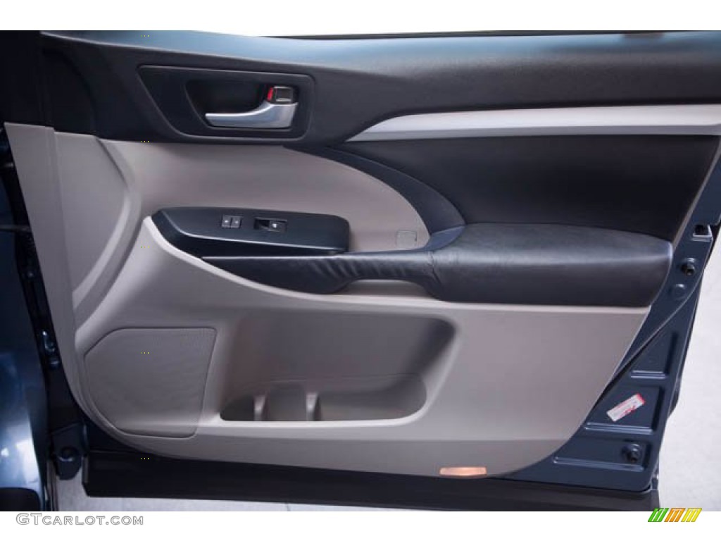 2015 Highlander XLE - Nautical Blue Metallic / Ash photo #33