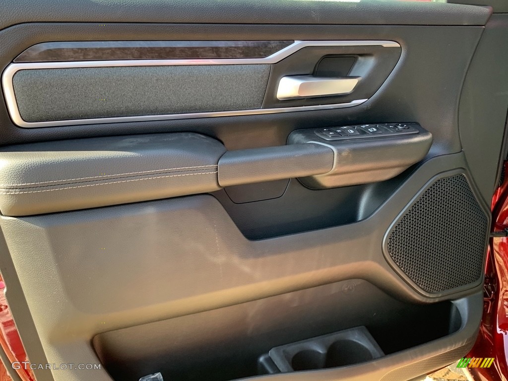 2021 1500 Big Horn Crew Cab 4x4 - Delmonico Red Pearl / Black photo #9