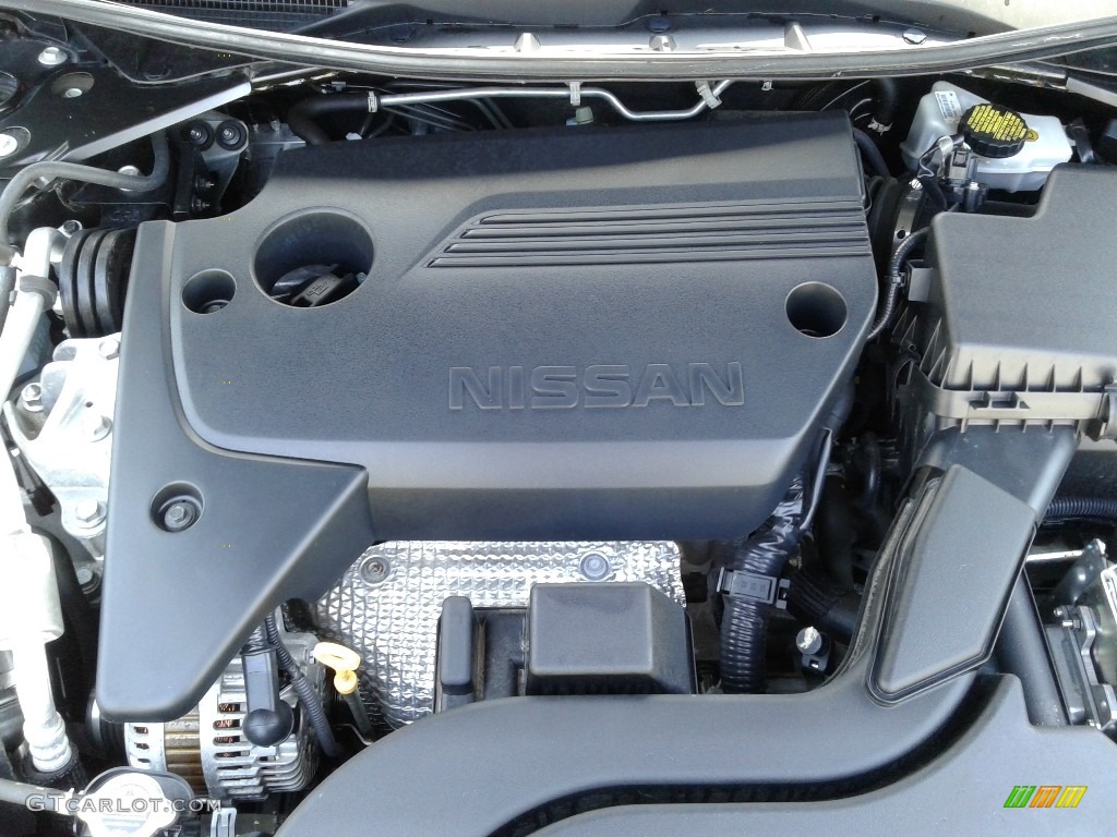 2017 Altima 2.5 SR - Super Black / Charcoal photo #9