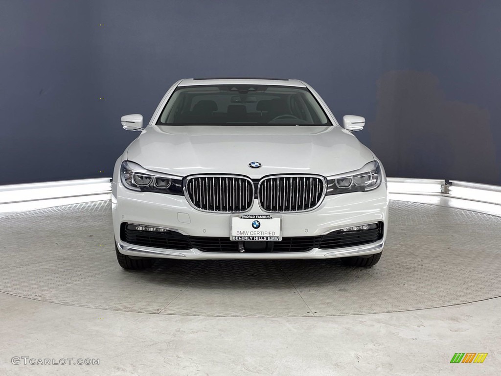 2018 7 Series 740i Sedan - Mineral White Metallic / Black photo #2