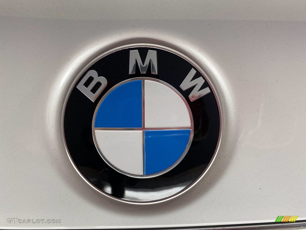 2018 7 Series 740i Sedan - Mineral White Metallic / Black photo #10