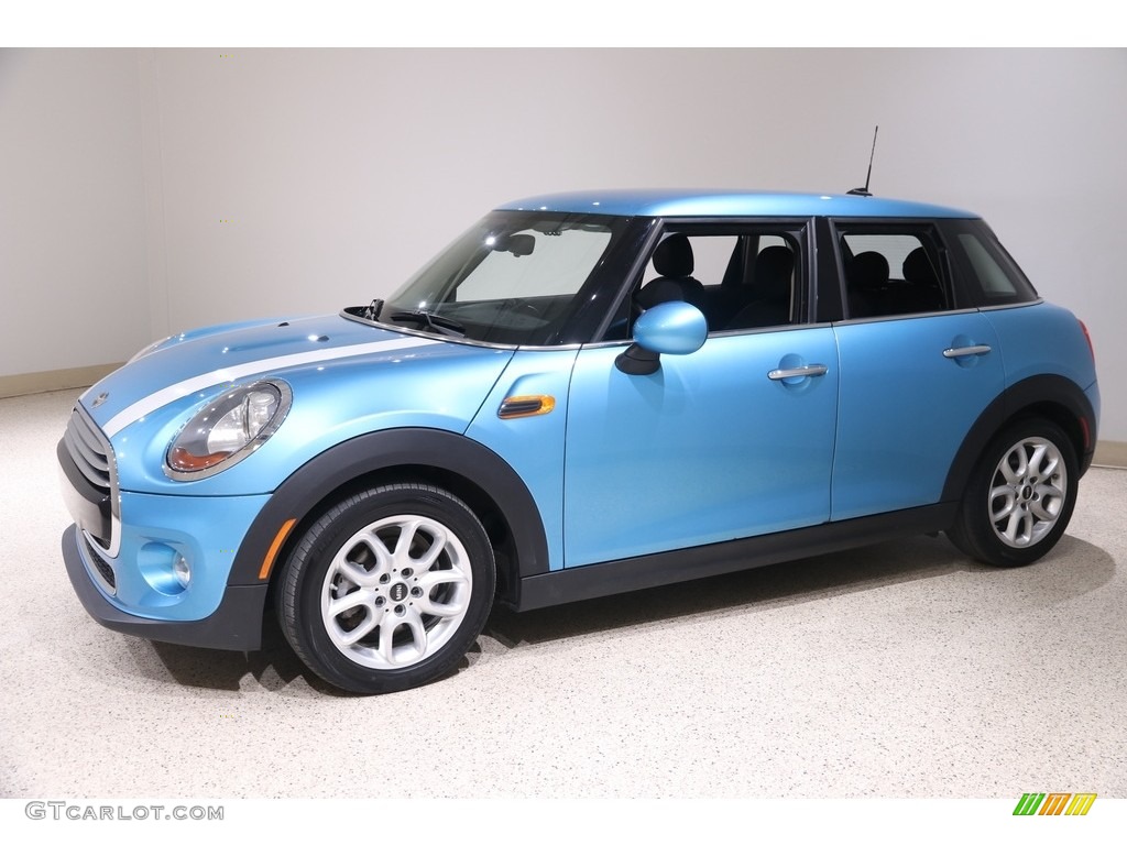 2018 Hardtop Cooper 4 Door - Electric Blue Metallic / Carbon Black photo #3