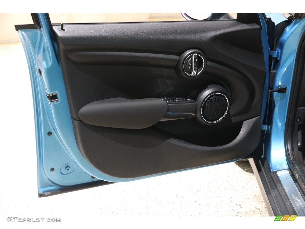 2018 Hardtop Cooper 4 Door - Electric Blue Metallic / Carbon Black photo #4