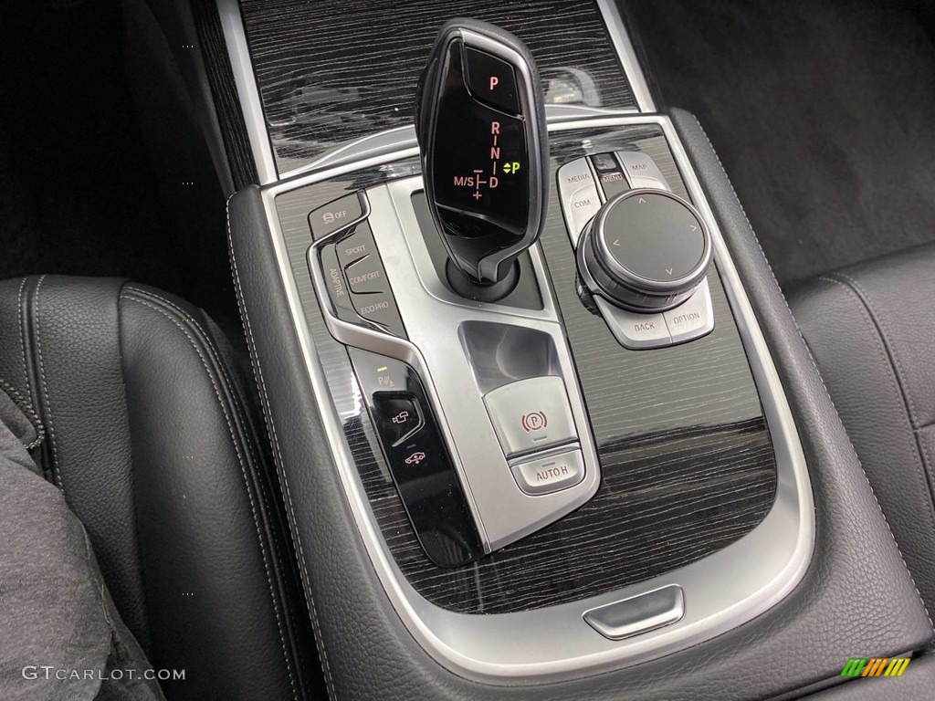 2018 7 Series 740i Sedan - Mineral White Metallic / Black photo #27