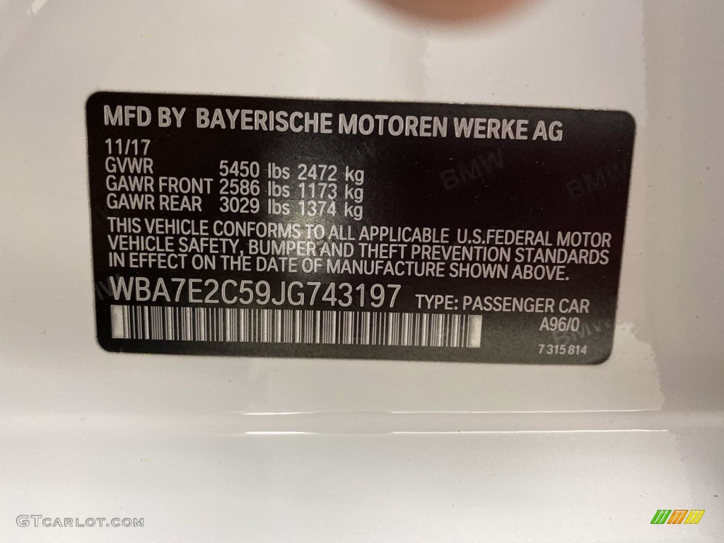 2018 7 Series 740i Sedan - Mineral White Metallic / Black photo #37