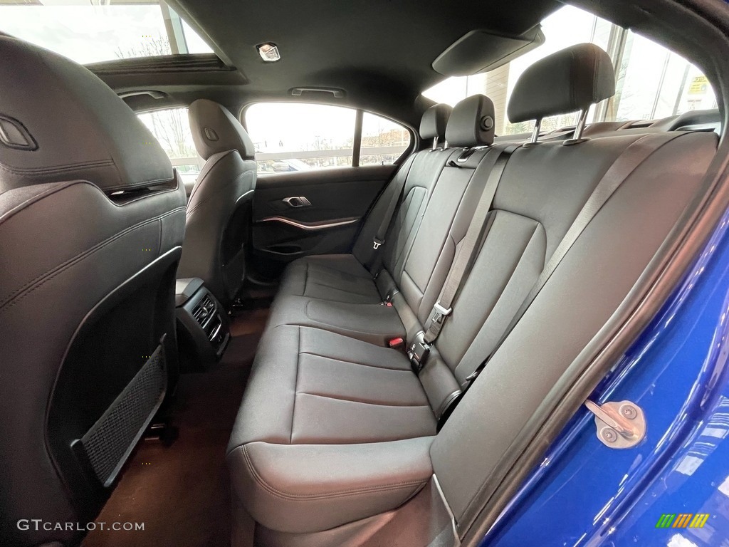 2021 3 Series 330i xDrive Sedan - Portimao Blue Metallic / Black photo #5
