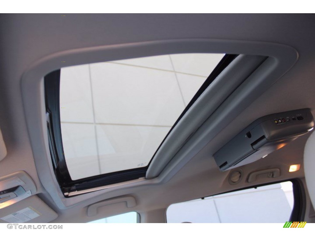 2017 Sienna XLE - Predawn Gray Mica / Ash photo #21