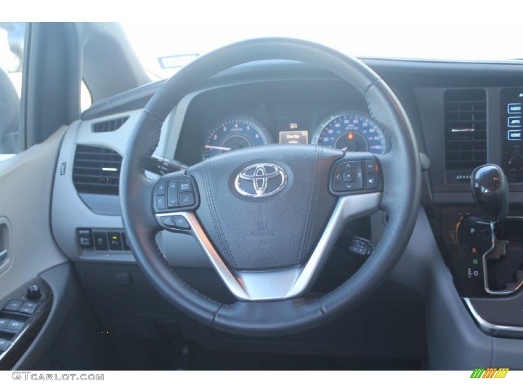 2017 Sienna XLE - Predawn Gray Mica / Ash photo #24