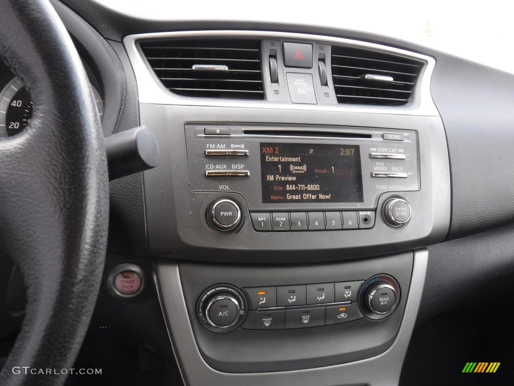 2013 Nissan Sentra SV Controls Photo #141597942