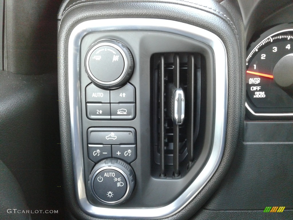 2019 Chevrolet Silverado 1500 LT Crew Cab 4WD Controls Photo #141600784