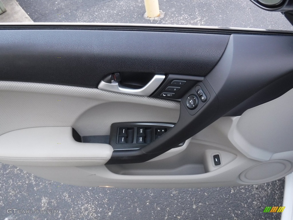 2014 Acura TSX Sport Wagon Ebony Door Panel Photo #141602112