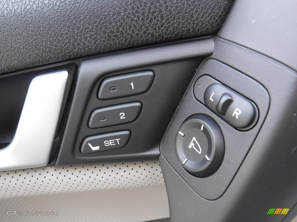 2014 Acura TSX Sport Wagon Controls Photo #141602142