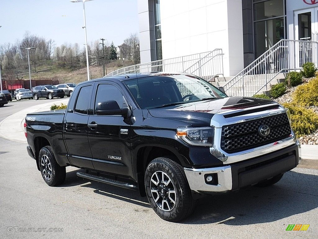 2018 Tundra SR5 Double Cab 4x4 - Midnight Black Metallic / Black photo #1