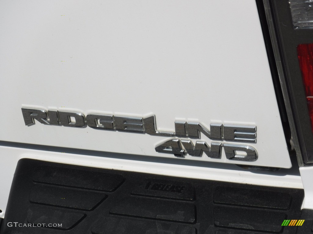 2012 Ridgeline RTL - White / Black photo #10
