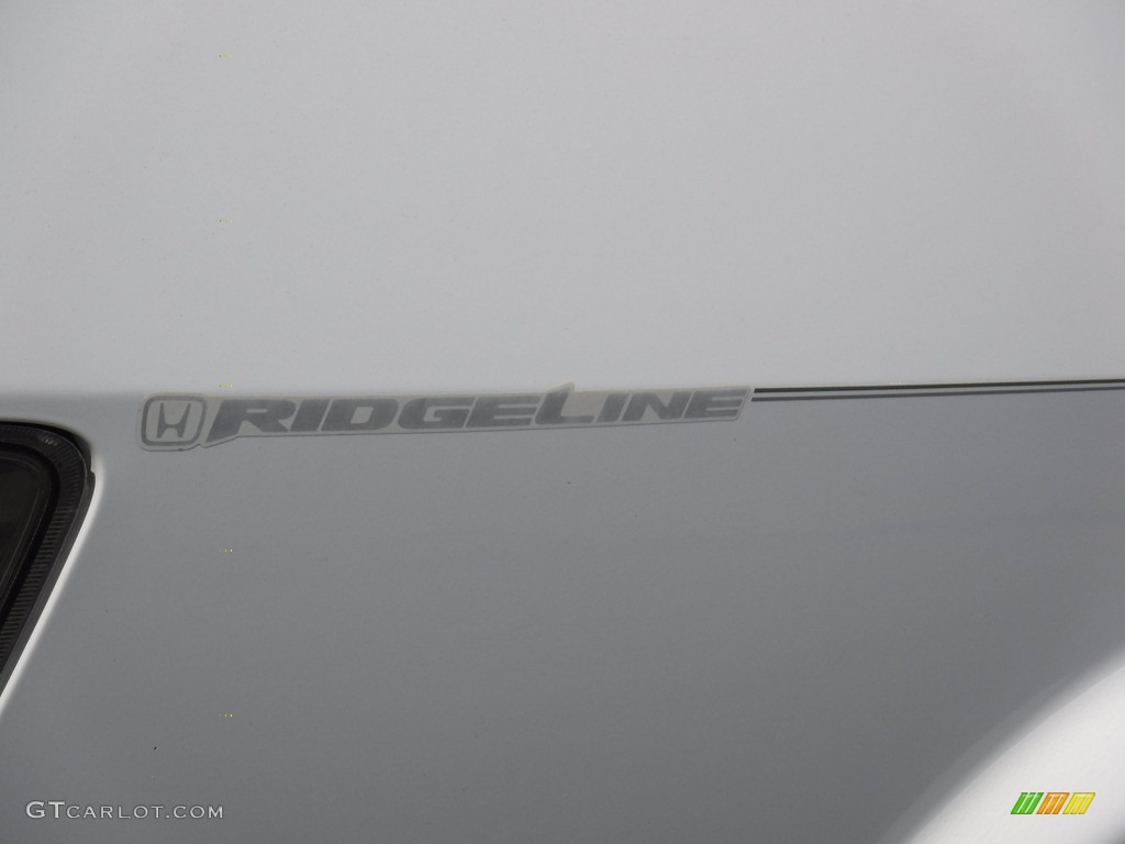 2012 Ridgeline RTL - White / Black photo #12