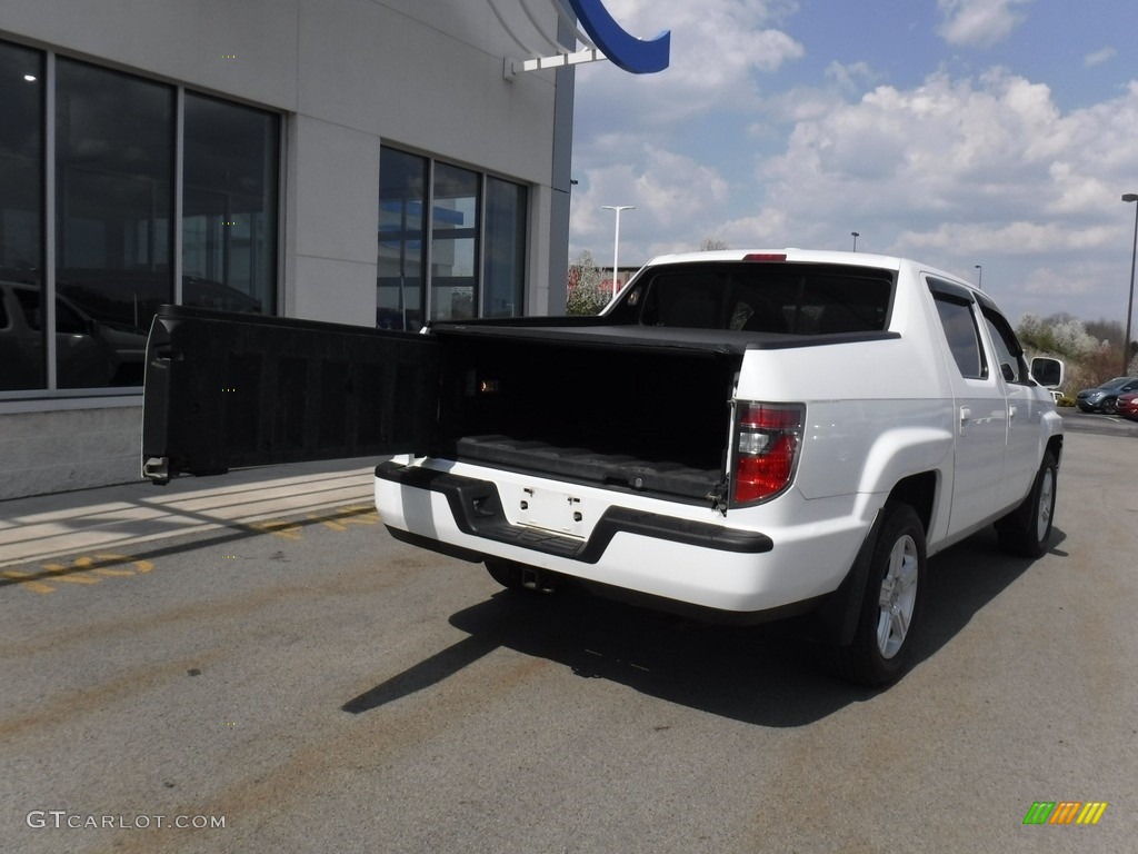 2012 Ridgeline RTL - White / Black photo #15