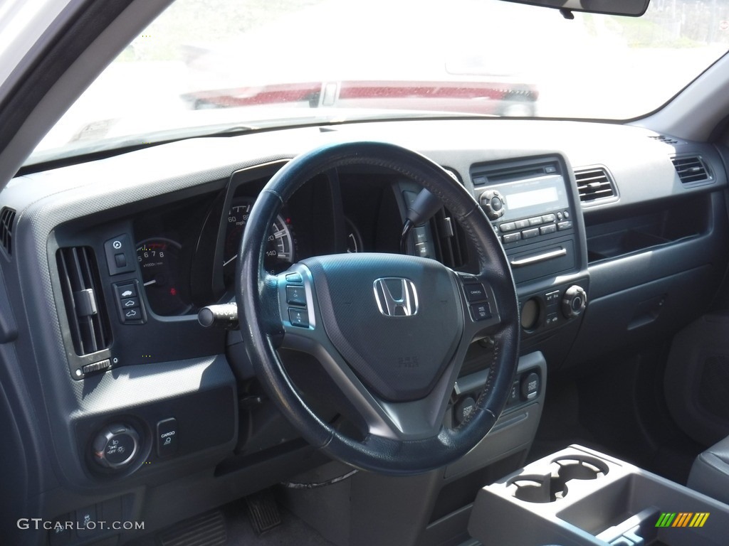 2012 Ridgeline RTL - White / Black photo #17