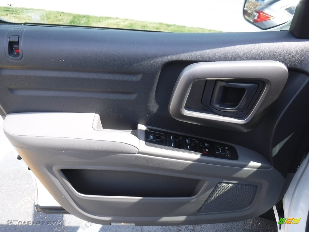2012 Ridgeline RTL - White / Black photo #18