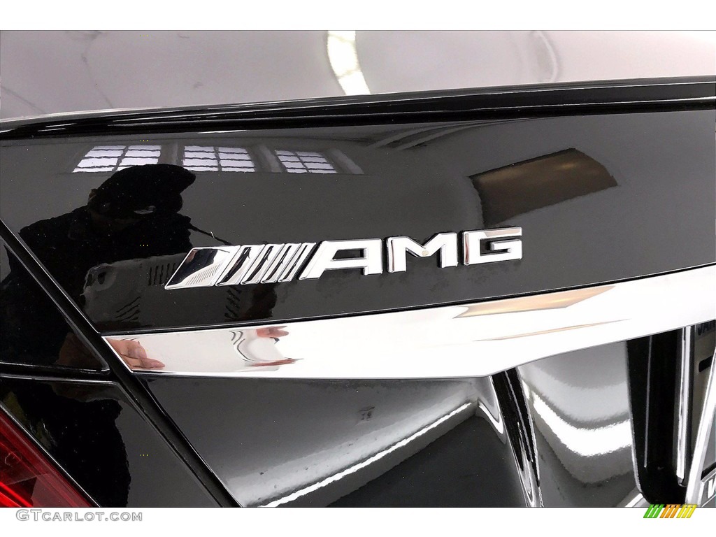 2017 E 43 AMG 4Matic Sedan - Black / Black photo #31