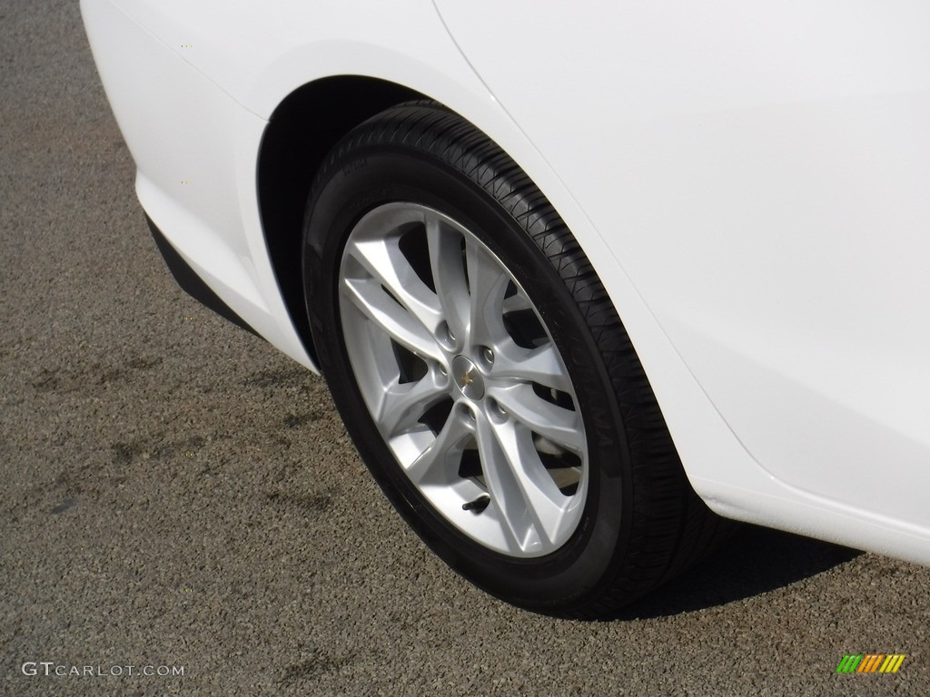 2017 Malibu LT - Iridescent Pearl Tricoat / Jet Black photo #10