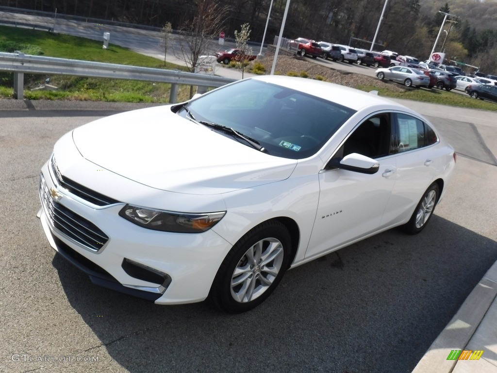 2017 Malibu LT - Iridescent Pearl Tricoat / Jet Black photo #12