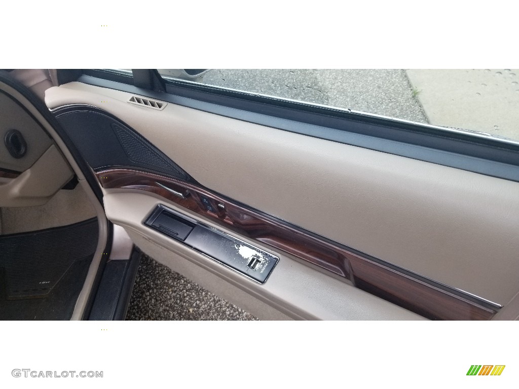 1999 LeSabre Custom Sedan - Sterling Silver Metallic / Taupe photo #13
