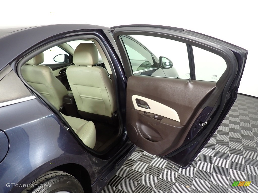 2014 Cruze LT - Atlantis Blue Metallic / Cocoa/Light Neutral photo #26