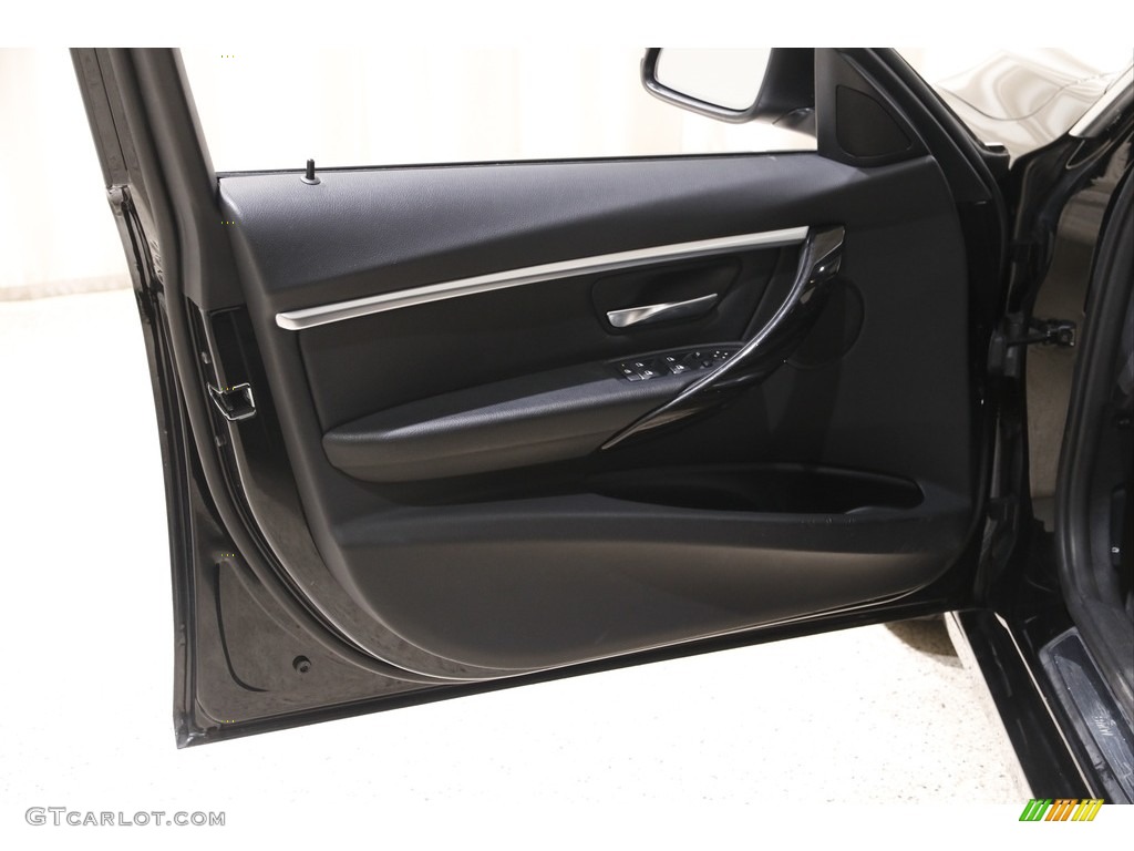 2018 3 Series 330i xDrive Sedan - Jet Black / Black photo #4