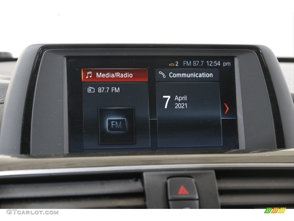 2018 3 Series 330i xDrive Sedan - Jet Black / Black photo #10