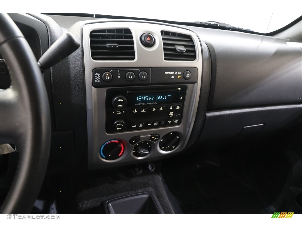 2009 Chevrolet Colorado LT Extended Cab 4x4 Controls Photo #141620733