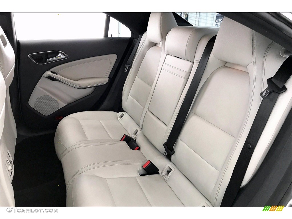 2017 CLA 250 Coupe - Mountain Grey Metallic / Crystal Grey photo #20