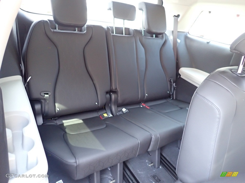 2022 Kia Carnival SX Prestige Rear Seat Photos