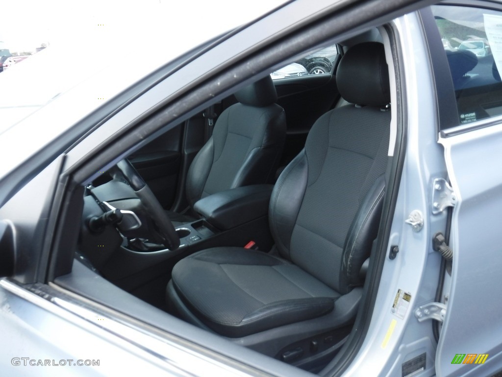 2013 Sonata SE - Iridescent Silver Blue Pearl / Gray photo #11