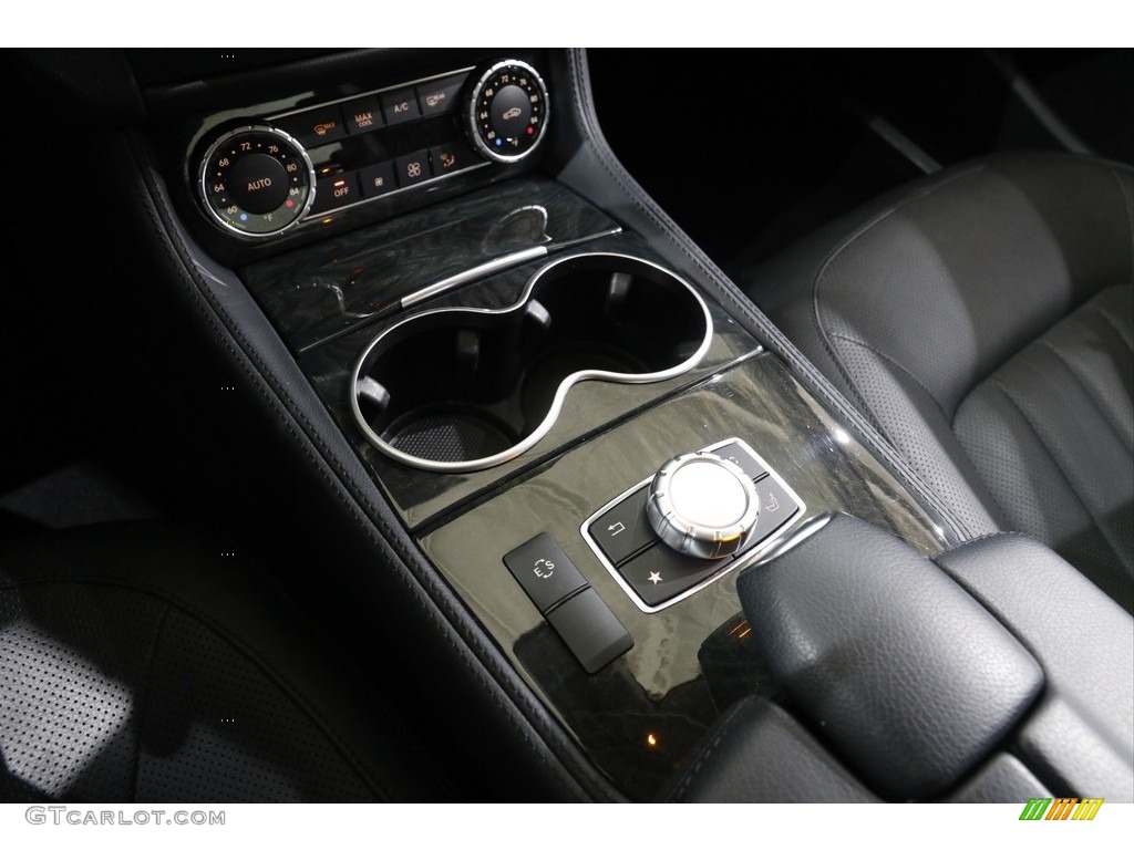 2015 Mercedes-Benz CLS 400 4Matic Coupe Controls Photos