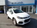 Summit White - Trax LS AWD Photo No. 4