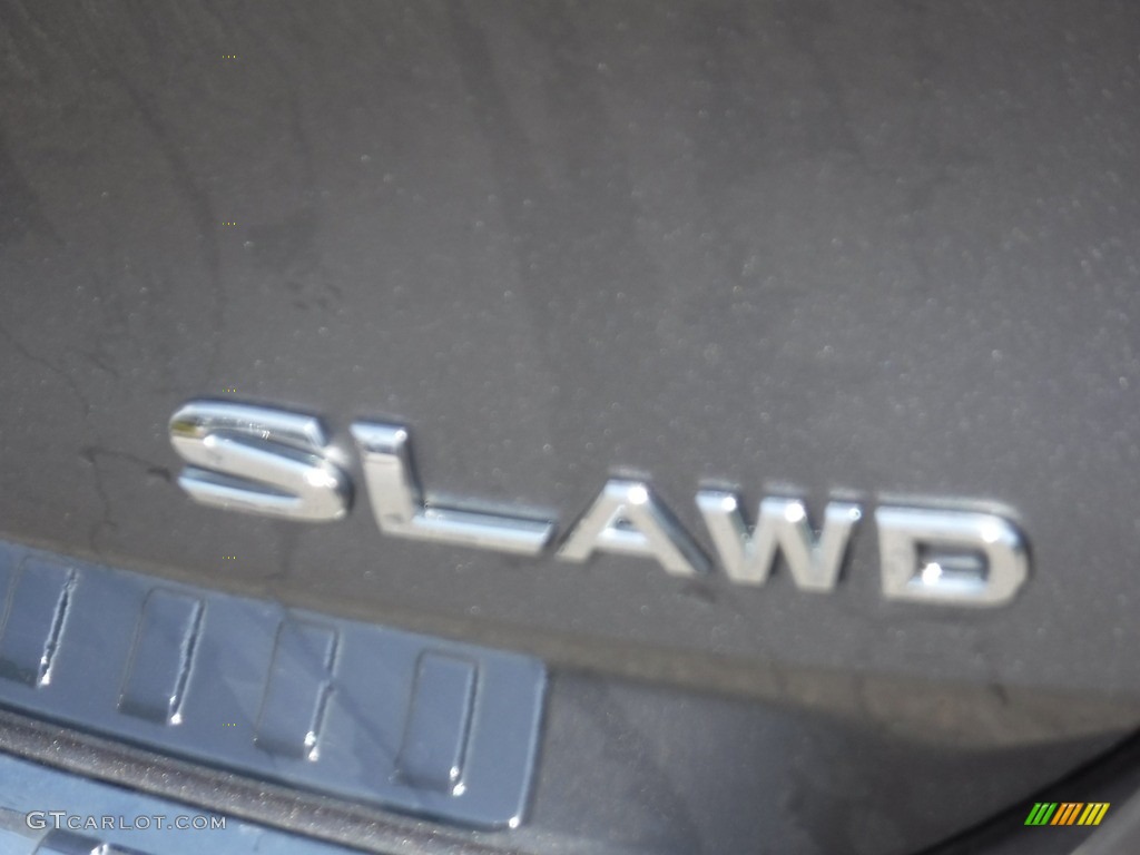 2015 Rogue SV AWD - Gun Metallic / Charcoal photo #15