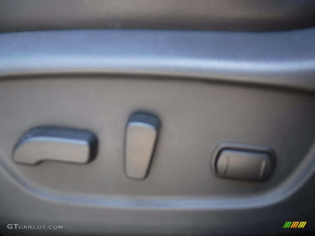 2015 Rogue SV AWD - Gun Metallic / Charcoal photo #20