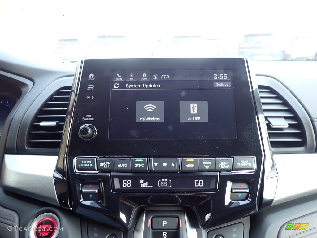 2022 Honda Odyssey EX Controls Photo #141633135