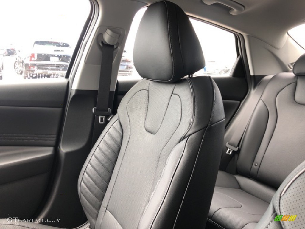 2021 Hyundai Elantra Limited Front Seat Photo #141633737