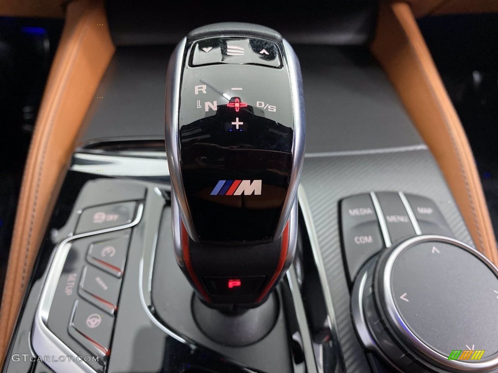 2018 BMW M5 Sedan Transmission Photos
