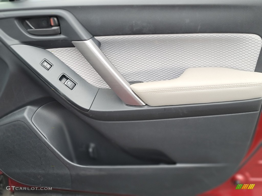 2018 Forester 2.5i Premium - Venetian Red Pearl / Platinum photo #21