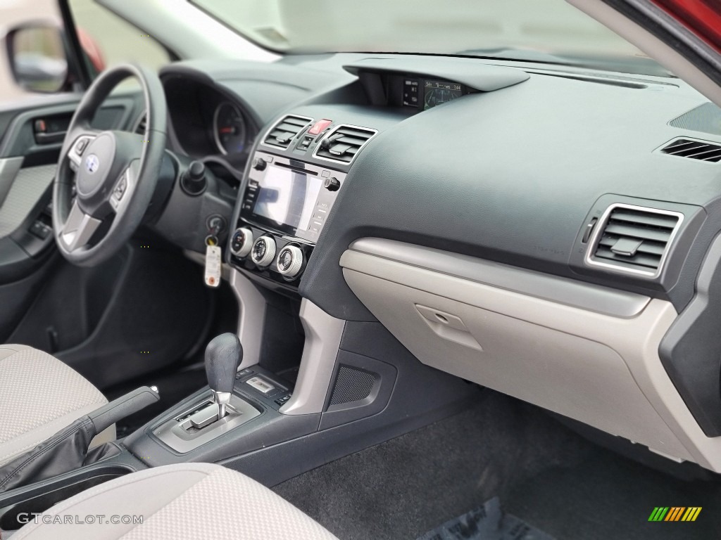 2018 Forester 2.5i Premium - Venetian Red Pearl / Platinum photo #22