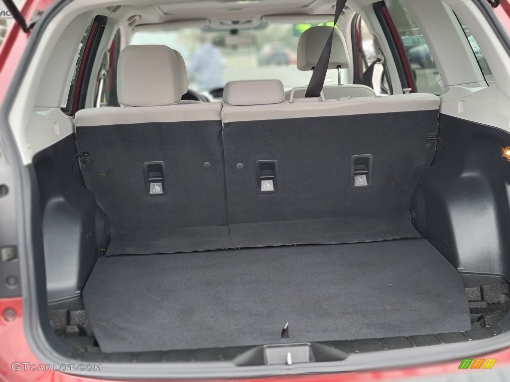 2018 Forester 2.5i Premium - Venetian Red Pearl / Platinum photo #27