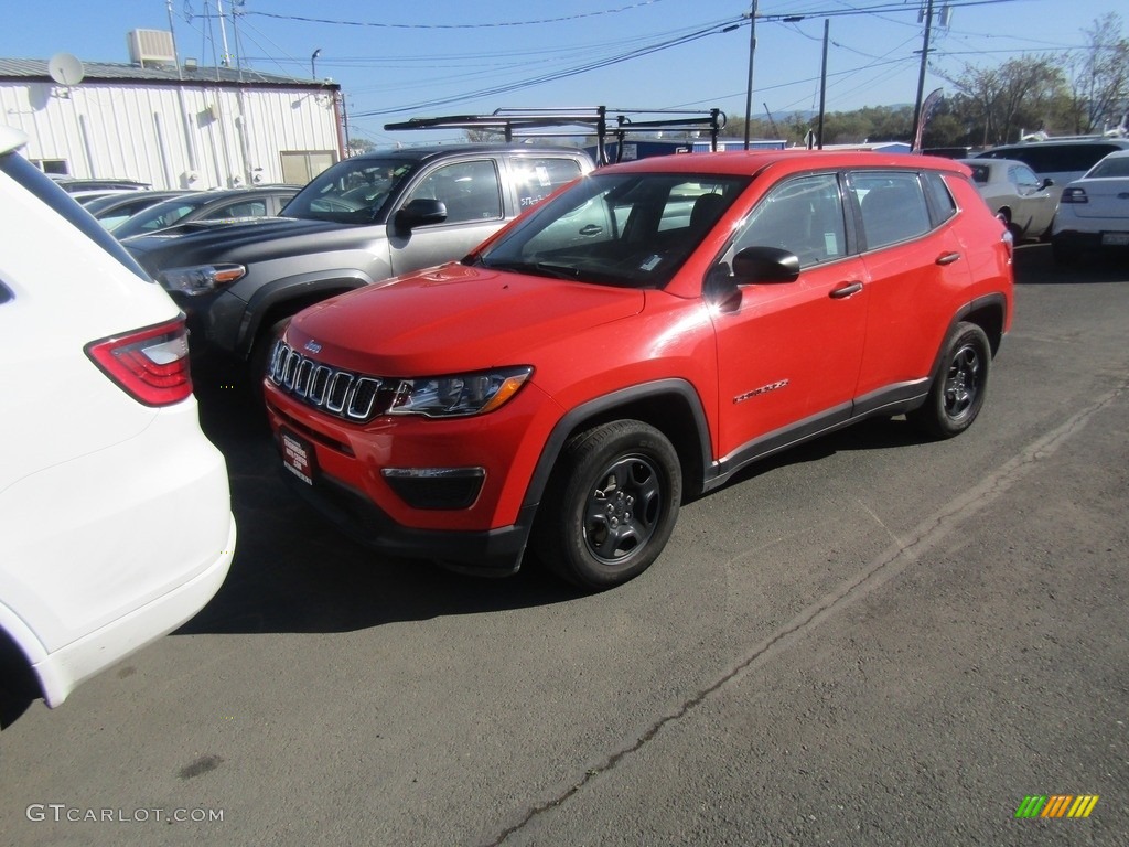 2018 Compass Sport - Spitfire Orange / Black/Sandstorm photo #2