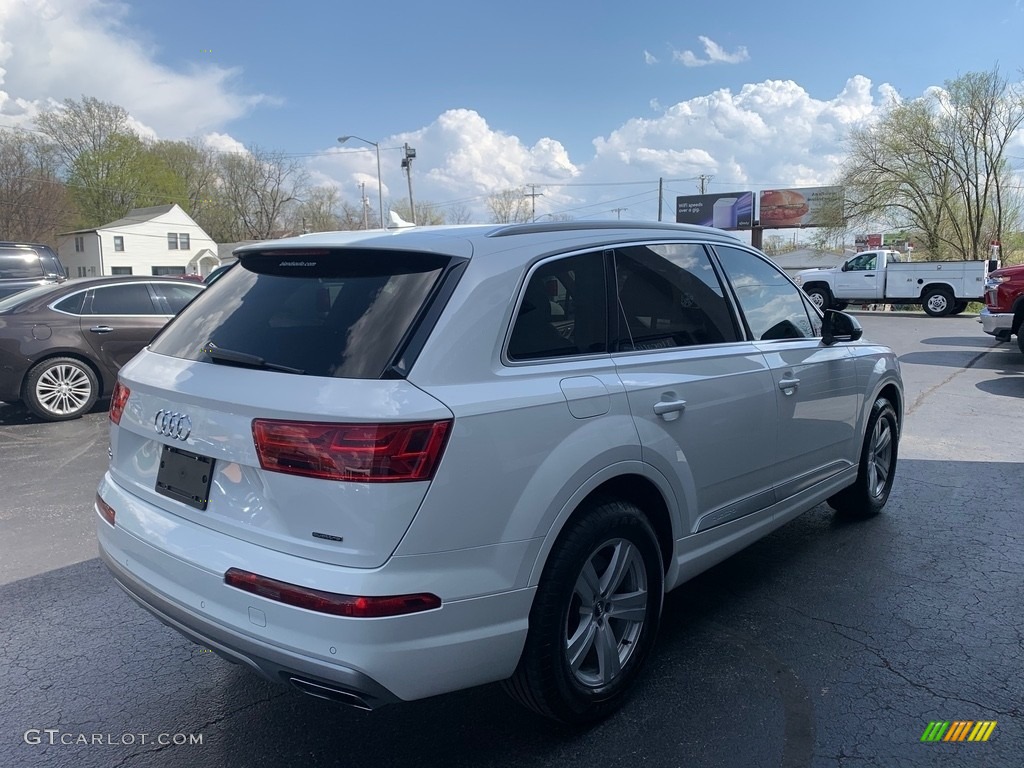 2018 Q7 2.0 TFSI Premium quattro - Carrara White / Pistachio Beige photo #4