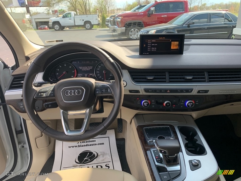2018 Q7 2.0 TFSI Premium quattro - Carrara White / Pistachio Beige photo #10