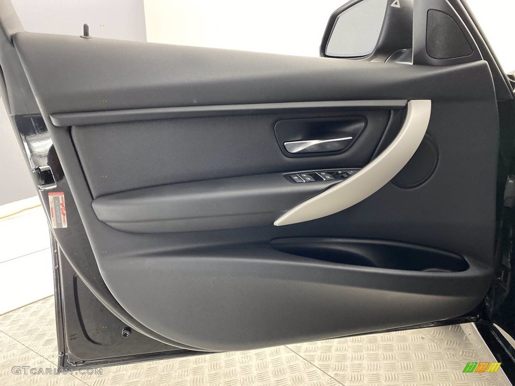 2018 3 Series 320i Sedan - Jet Black / Black photo #13