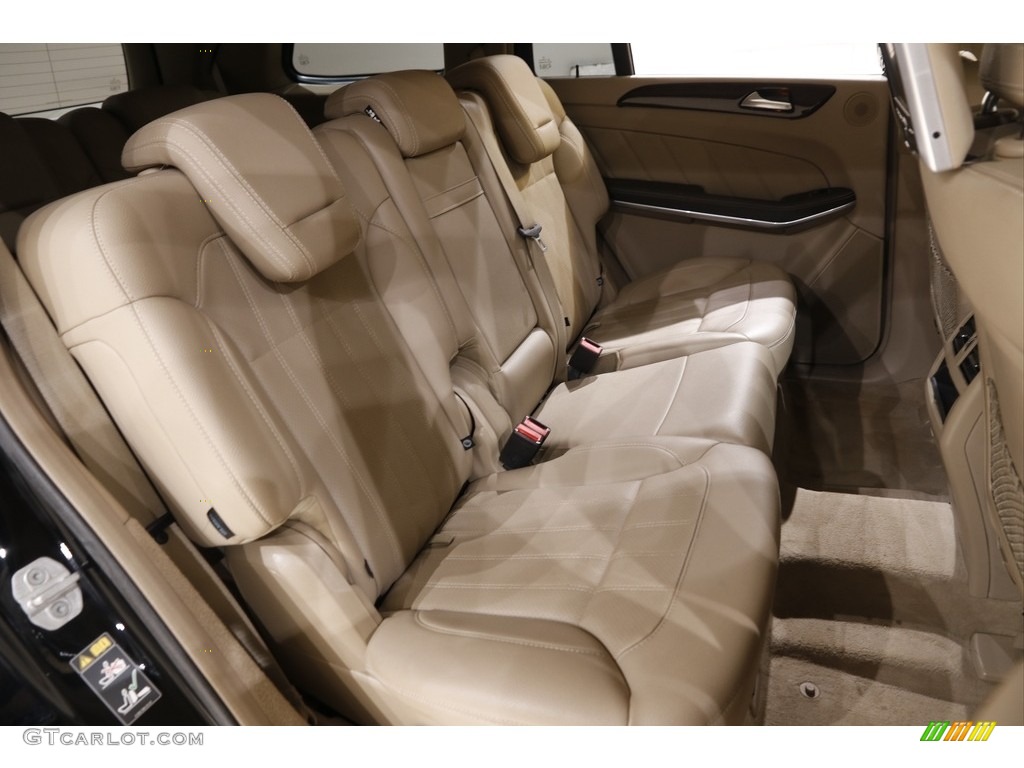 2013 GL 450 4Matic - Black / Almond Beige photo #18