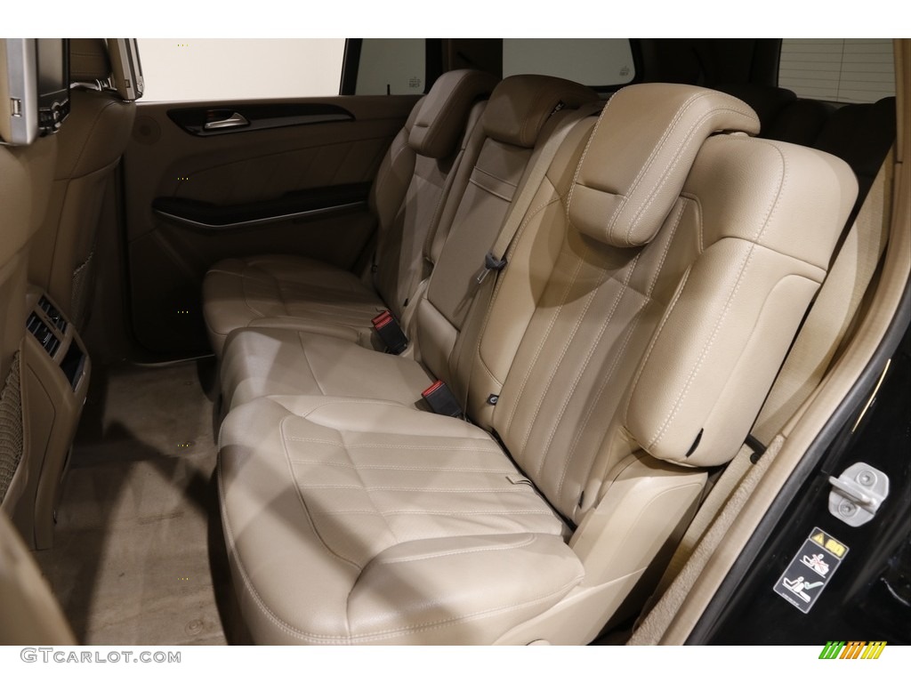 2013 GL 450 4Matic - Black / Almond Beige photo #20